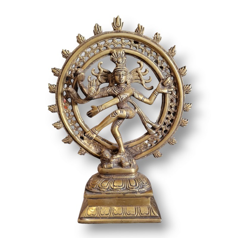 Très belle statue de Shiva avec ses bras multiples dansant dans un cercle.