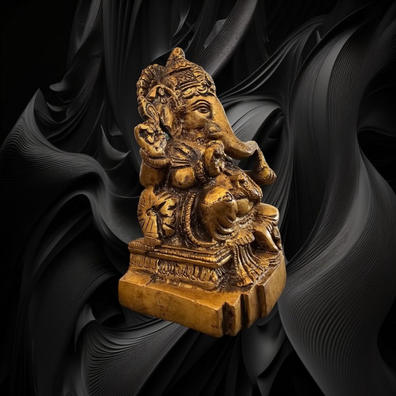 Très jolie statue de Dieu Ganesh en finition naturelle