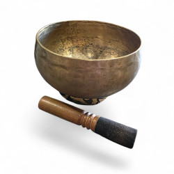 Bol chantant antique de qualité authentique en sol #